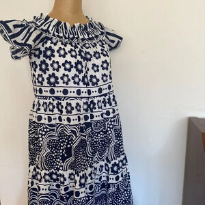 Trina Turk Los Angeles sz XS resort dress 43” middle of neckline-hem navy white